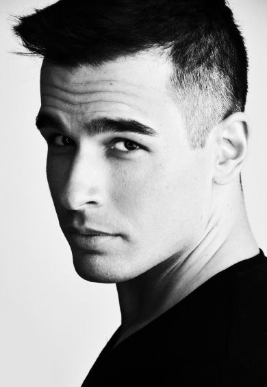 Dedik�l�s - Lakatos Levente: A pillang�k �bred�se